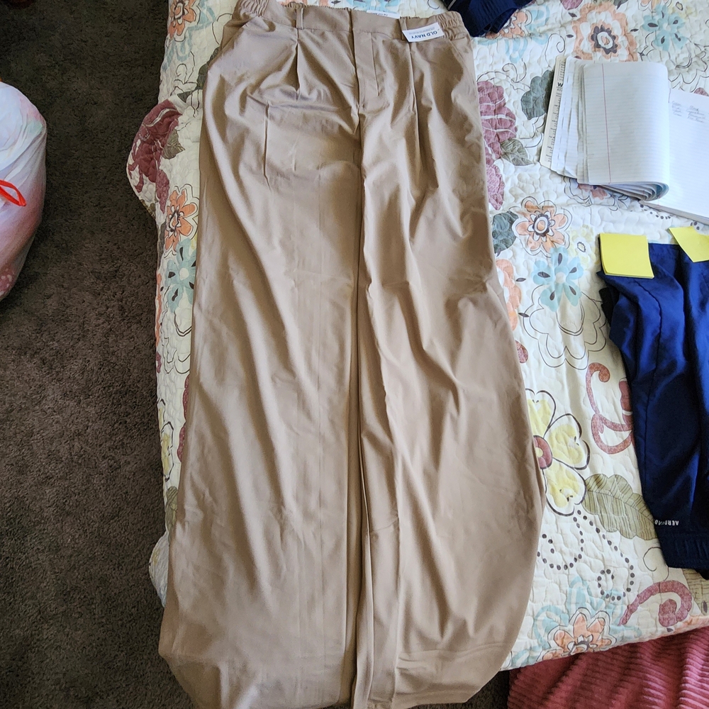 New Small Old Navy Pants For Women